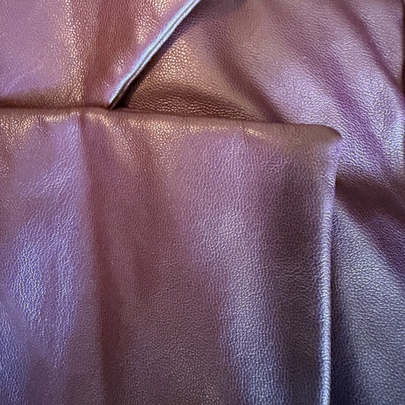 Ashley Parker + RTR Wine/Burgundy Cropped Blazer - Picture 6 of 11